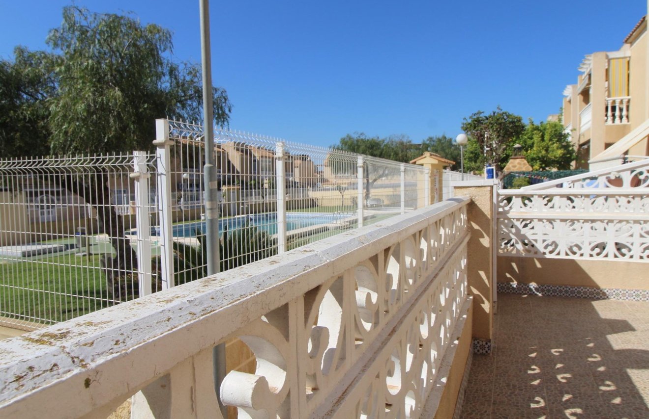 Revente - Bungalow Planta Baja - Torrevieja - Aguas Nuevas