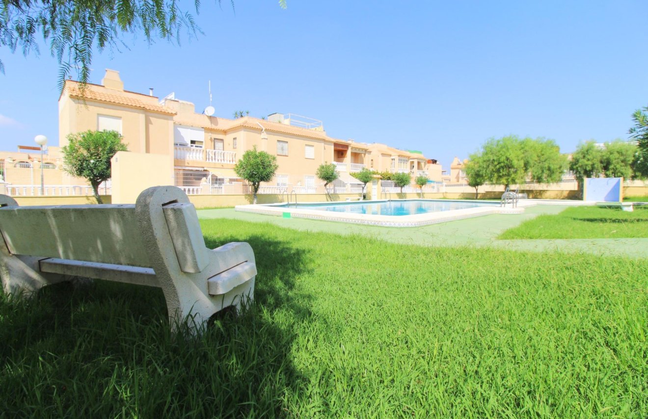 Revente - Bungalow Planta Baja - Torrevieja - Aguas Nuevas