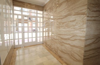 Reventa - Apartamento - Torrevieja - Centro