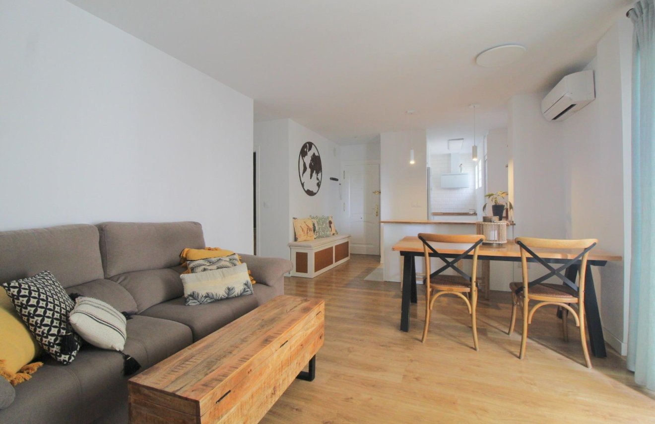 Reventa - Apartamento - Torrevieja - La veleta