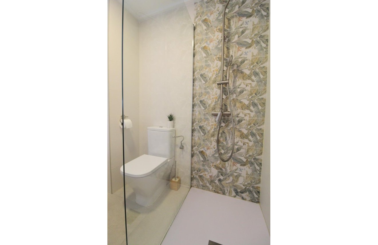 Reventa - Apartamento - Torrevieja - La veleta