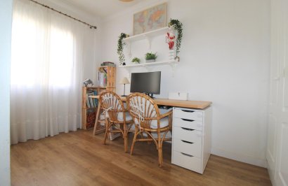 Reventa - Apartamento - Torrevieja - La veleta