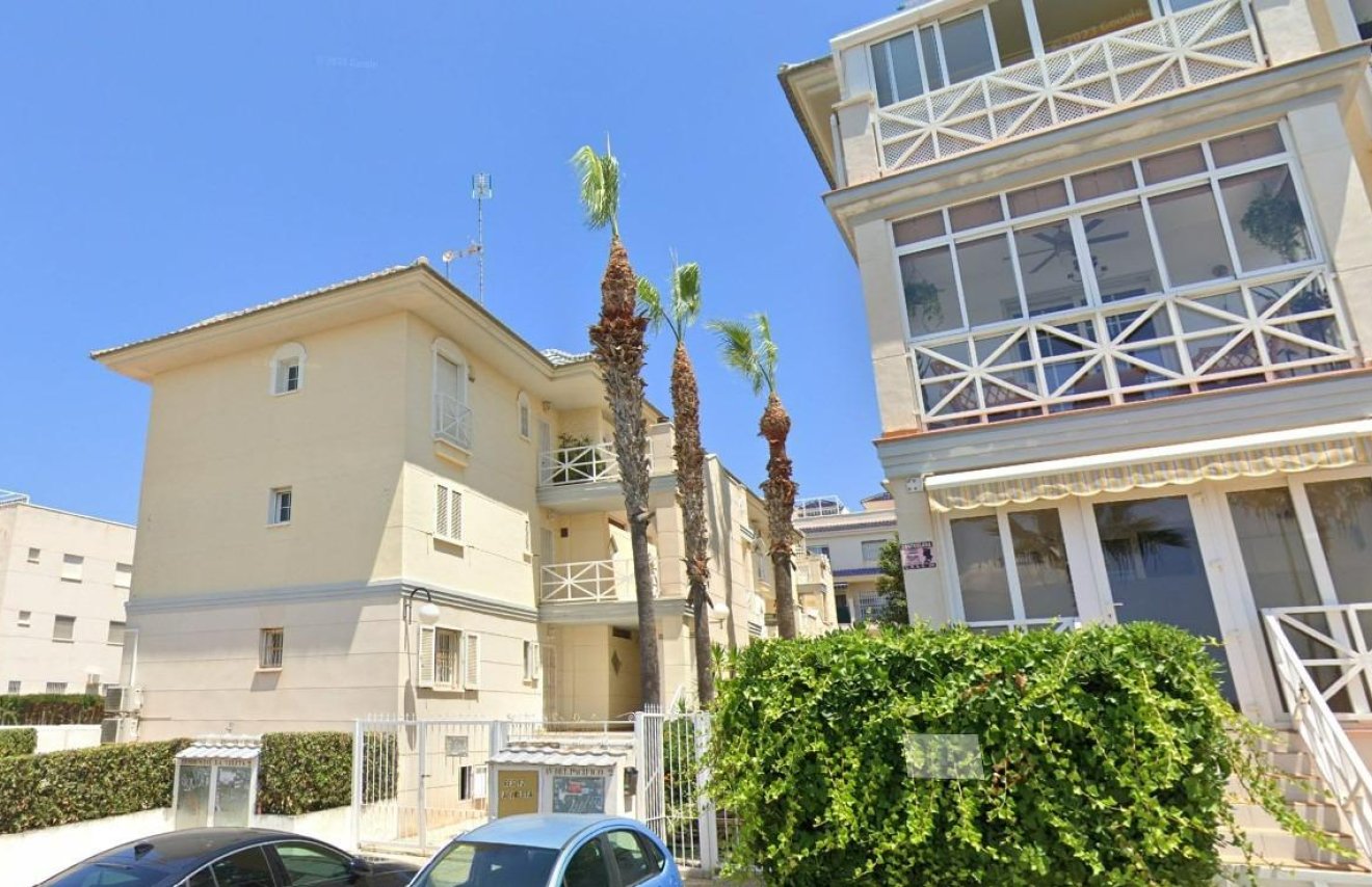 Reventa - Apartamento - Torrevieja - La veleta