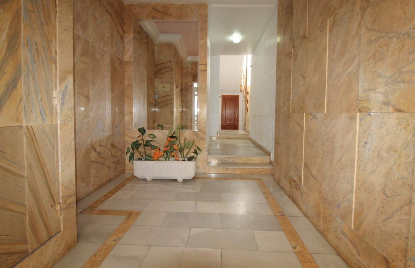 Reventa - Apartamento - Torrevieja - Playa del Cura