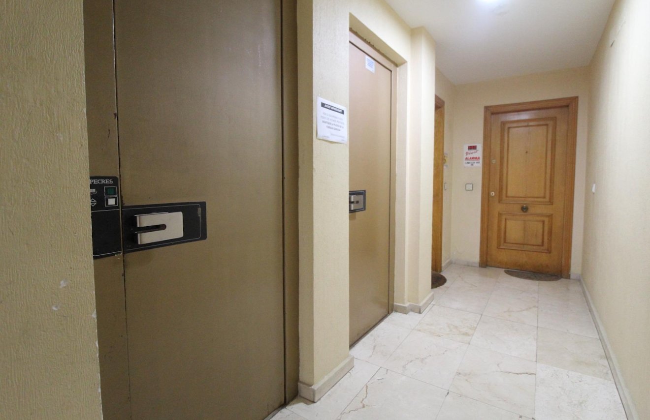 Reventa - Apartamento - Torrevieja - Playa de los Locos