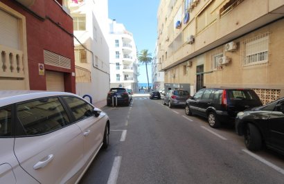 Reventa - Apartamento - Torrevieja - Playa de los Locos