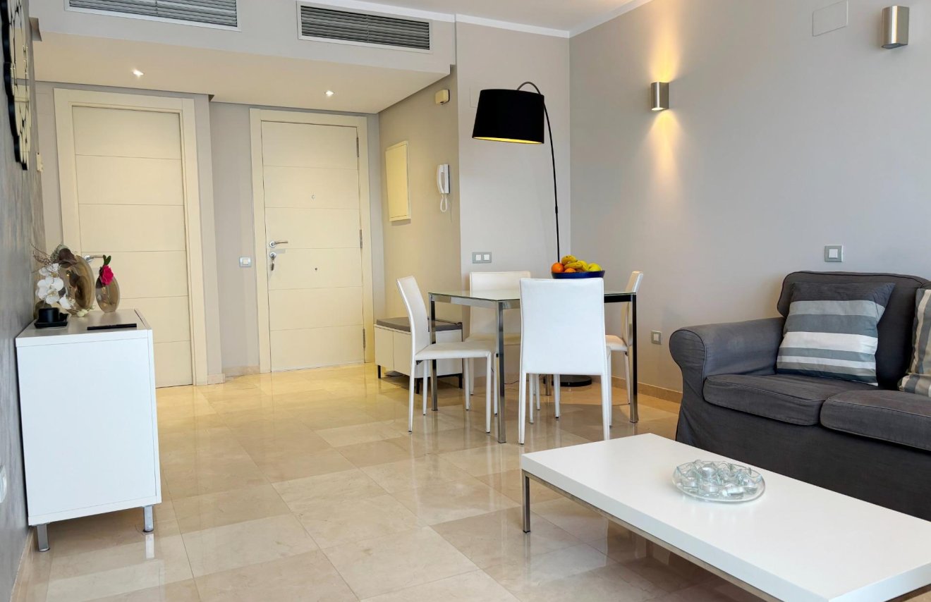 Resale - Apartamento - Orihuela - Las Colinas Golf