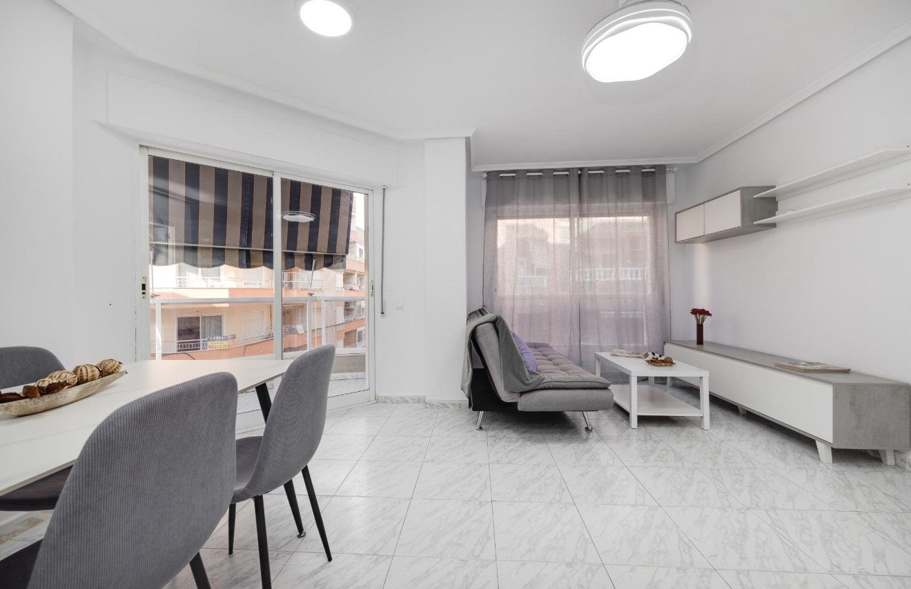 Reventa - Apartamento - Torrevieja - Playa de los Locos