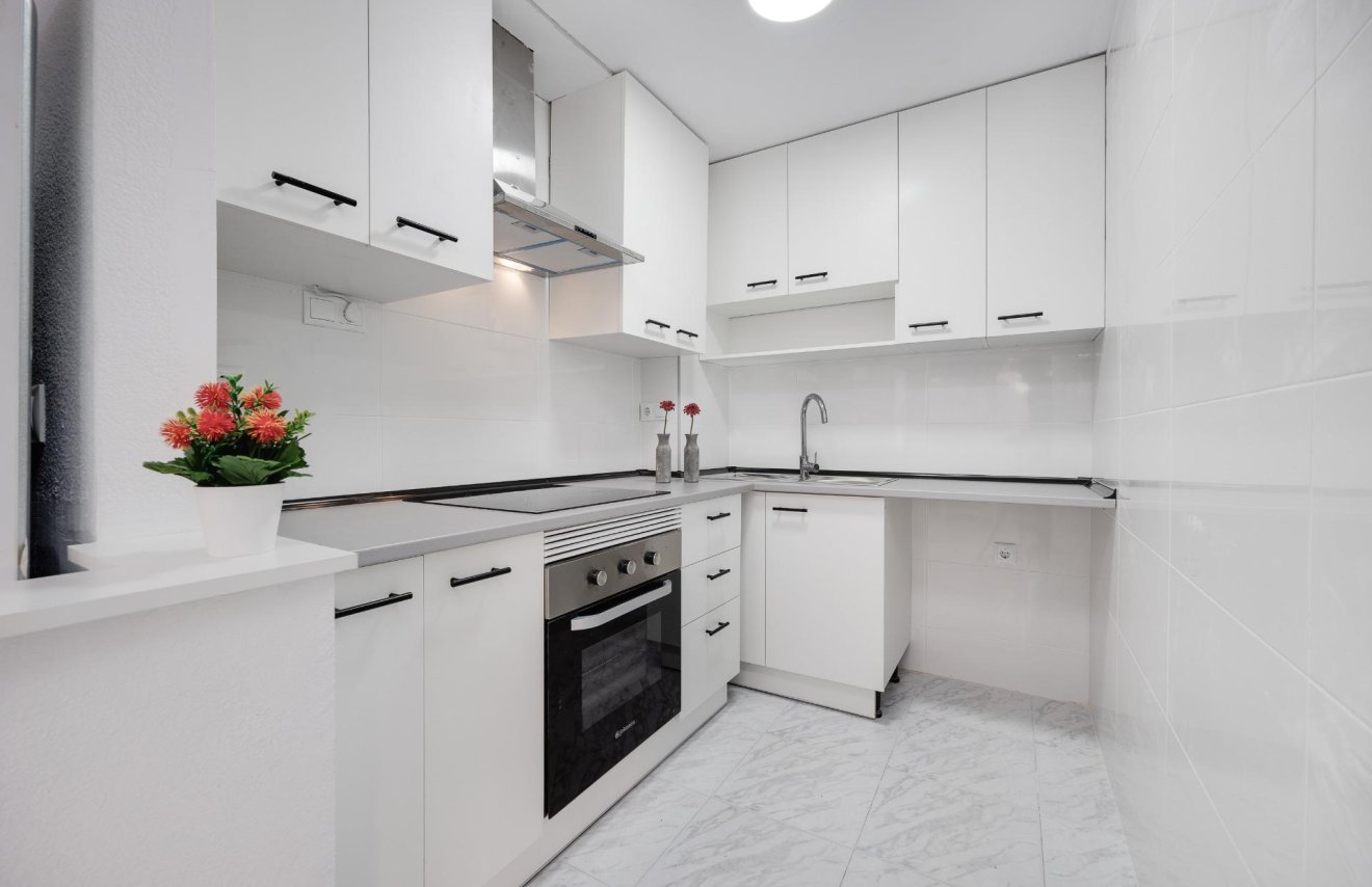 Reventa - Apartamento - Torrevieja - Playa de los Locos