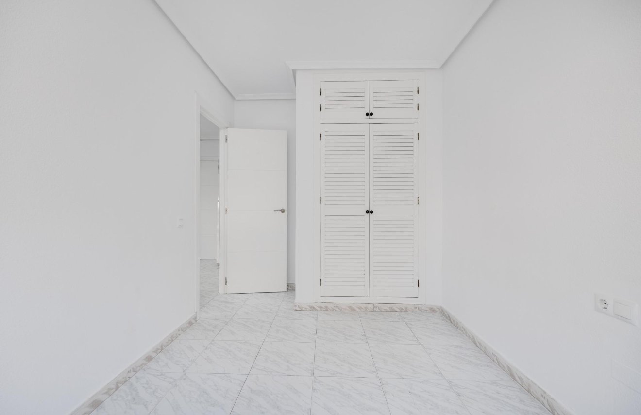 Reventa - Apartamento - Torrevieja - Playa de los Locos