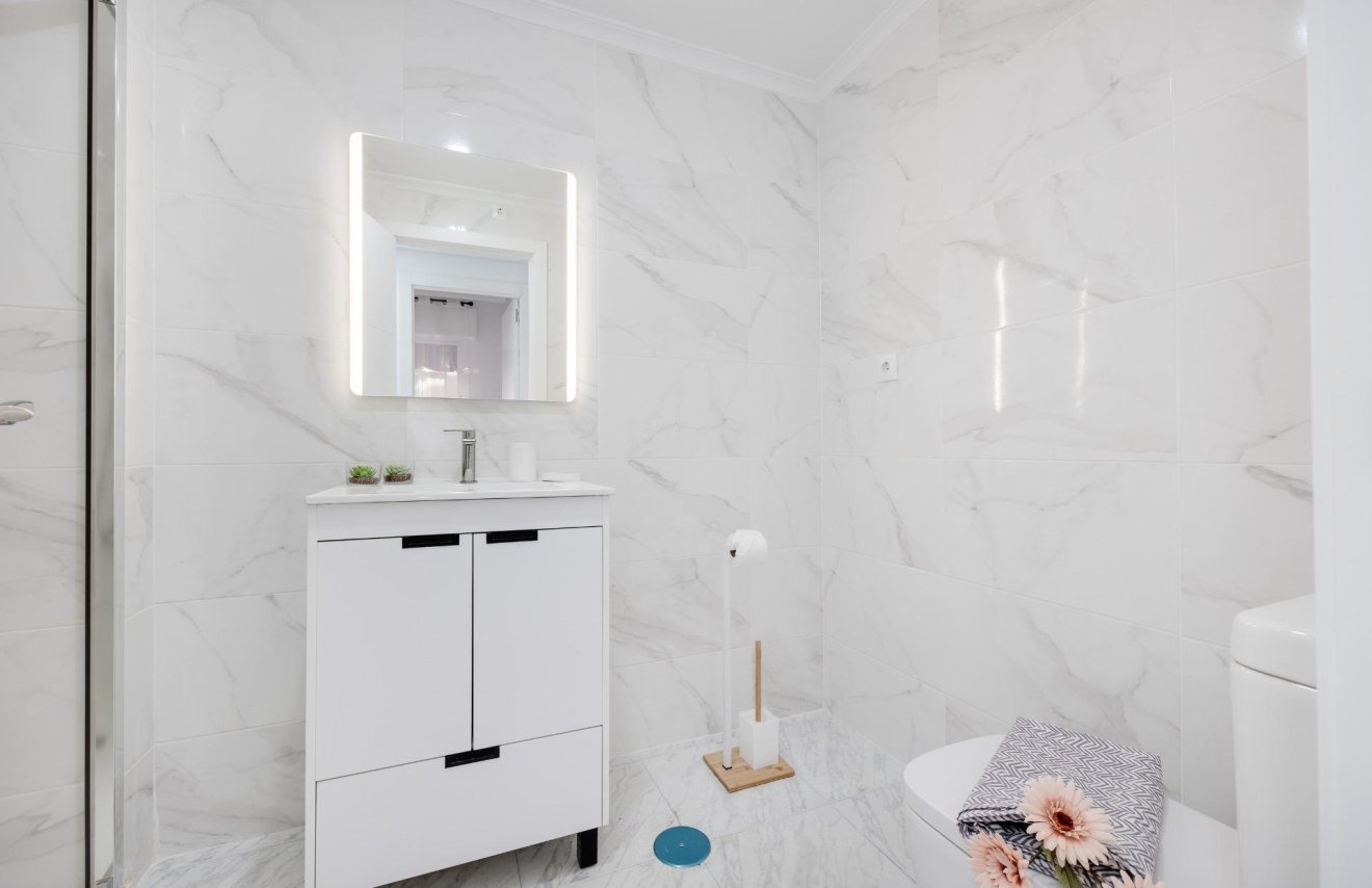 Reventa - Apartamento - Torrevieja - Playa de los Locos