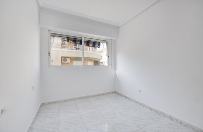 Reventa - Apartamento - Torrevieja - Playa de los Locos