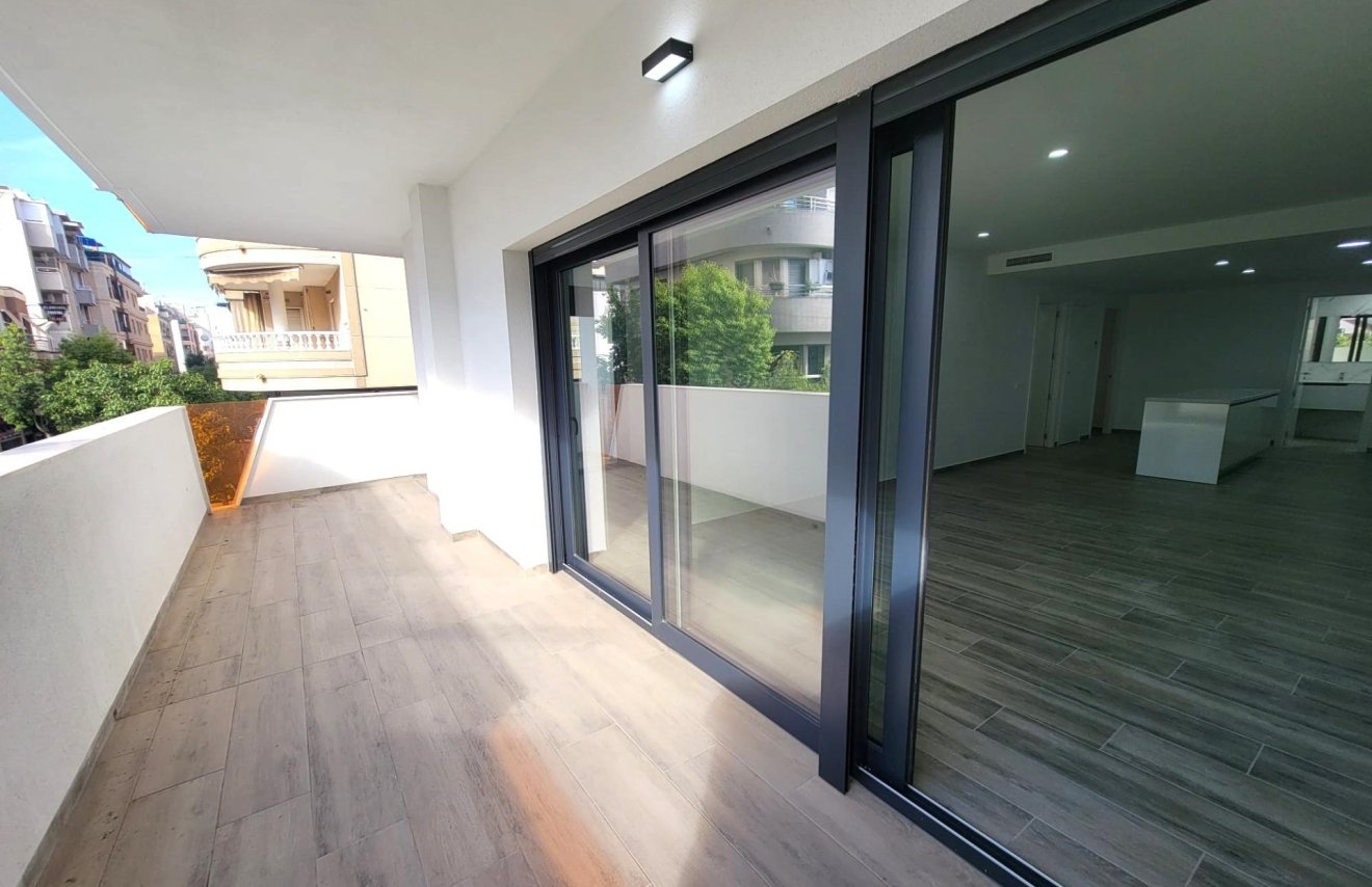 Reventa - Apartamento - Torrevieja - Playa del Cura