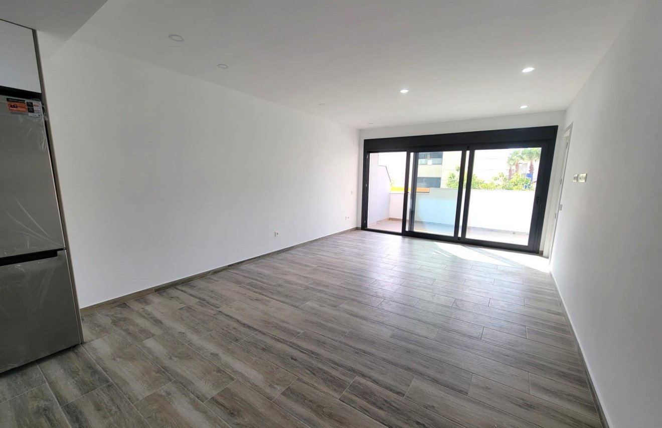 Reventa - Apartamento - Torrevieja - Playa del Cura