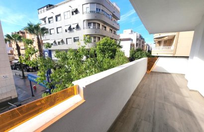 Reventa - Apartamento - Torrevieja - Playa del Cura