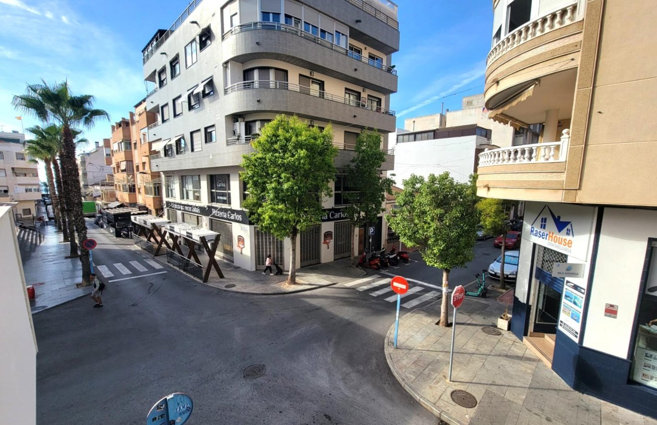 Reventa - Apartamento - Torrevieja - Playa del Cura