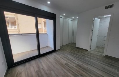 Reventa - Apartamento - Torrevieja - Playa del Cura