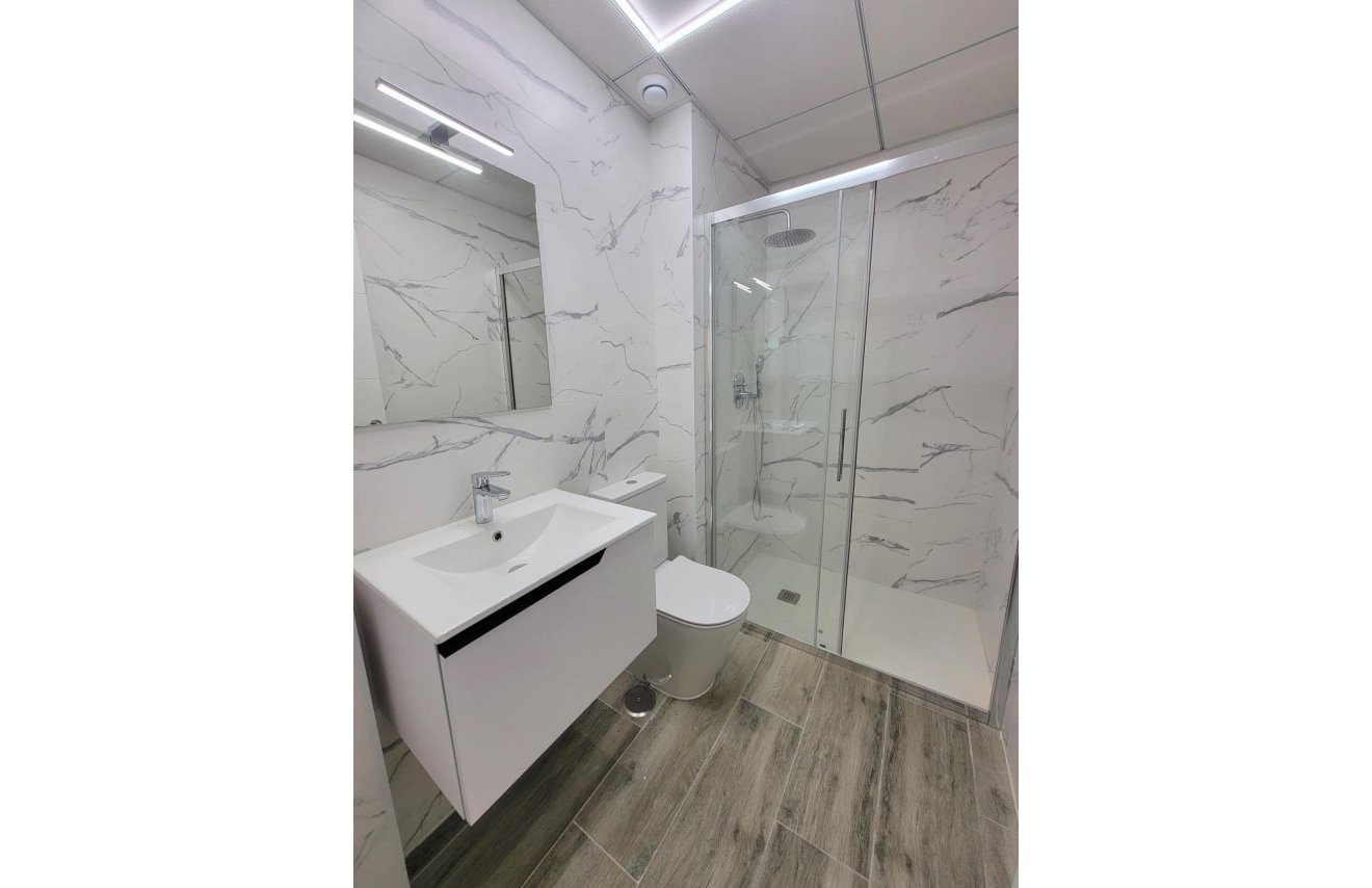 Reventa - Apartamento - Torrevieja - Playa del Cura