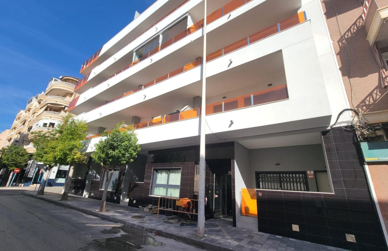 Reventa - Apartamento - Torrevieja - Playa del Cura