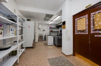 Reventa - Local comercial - Torrevieja - Estacion de autobuses