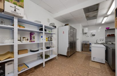 Reventa - Local comercial - Torrevieja - Estacion de autobuses