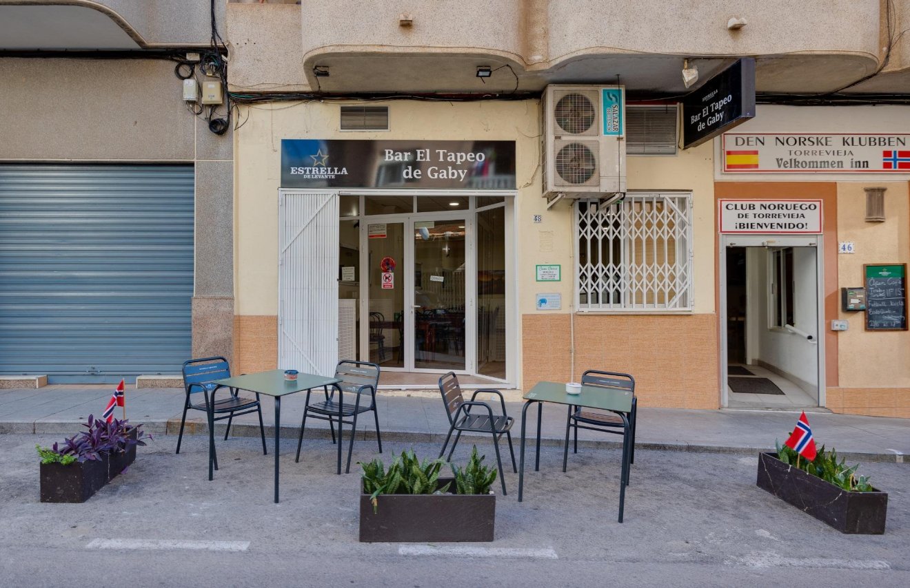 Reventa - Local comercial - Torrevieja - Estacion de autobuses