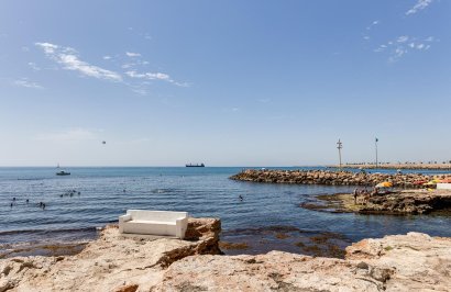 Reventa - Local comercial - Torrevieja - Estacion de autobuses