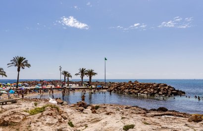 Reventa - Local comercial - Torrevieja - Estacion de autobuses