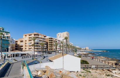 Reventa - Local comercial - Torrevieja - Estacion de autobuses