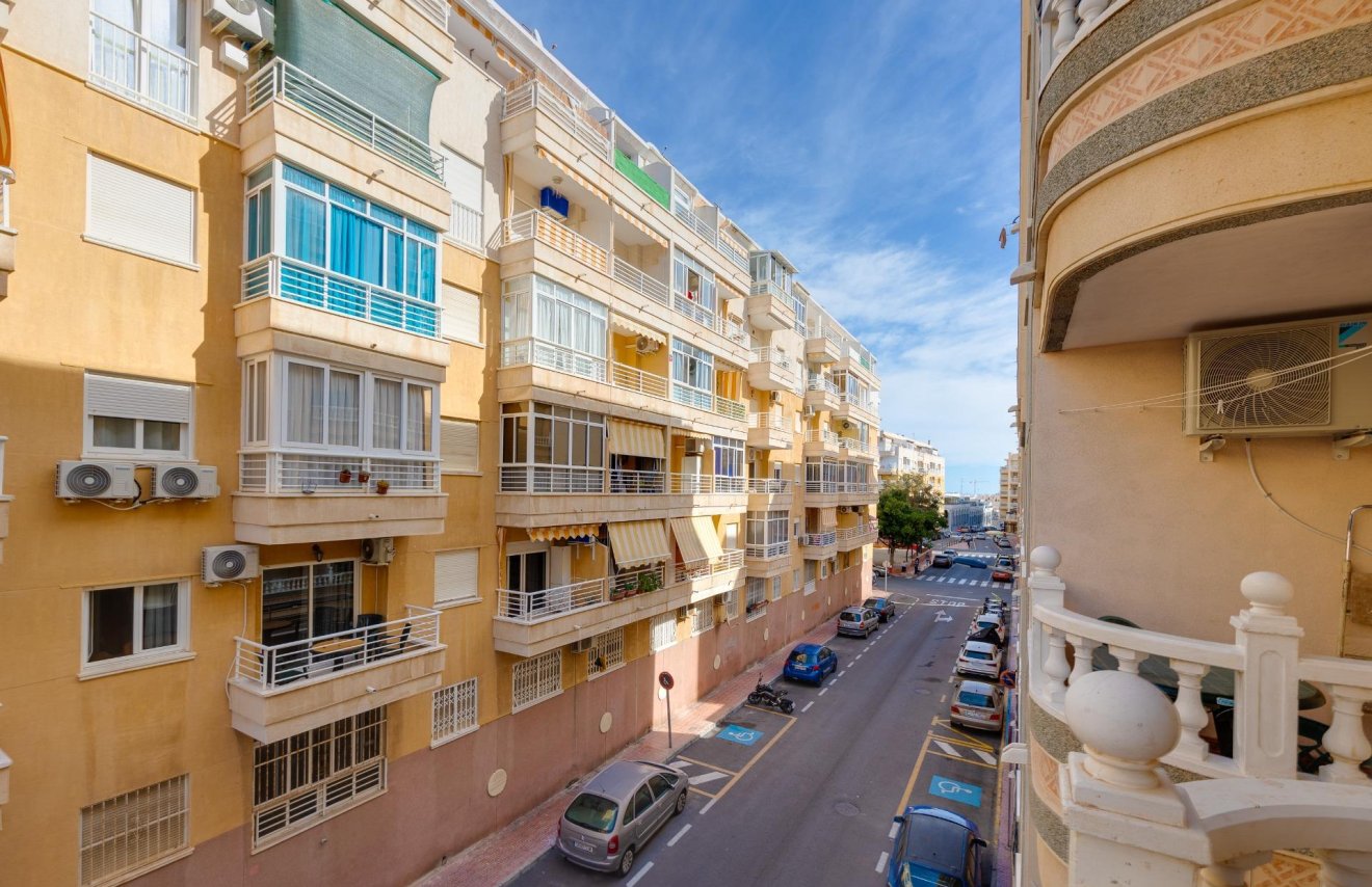 Reventa - Apartamento - Torrevieja - Playa del Cura