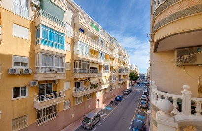 Reventa - Apartamento - Torrevieja - Playa del Cura