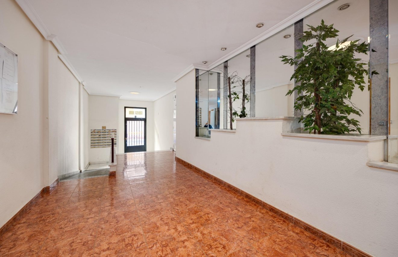 Reventa - Apartamento - Torrevieja - Playa del Cura