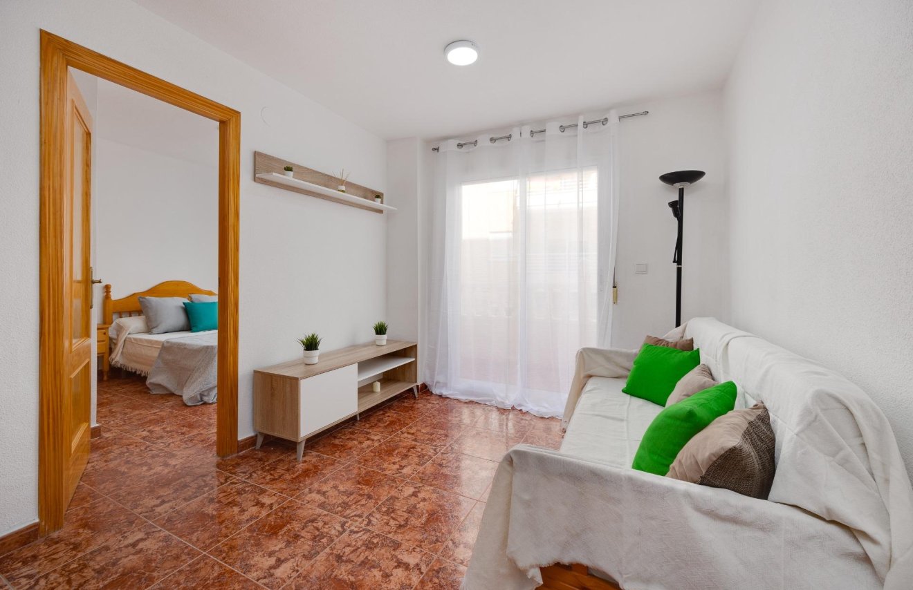 Reventa - Apartamento - Torrevieja - Playa del Cura