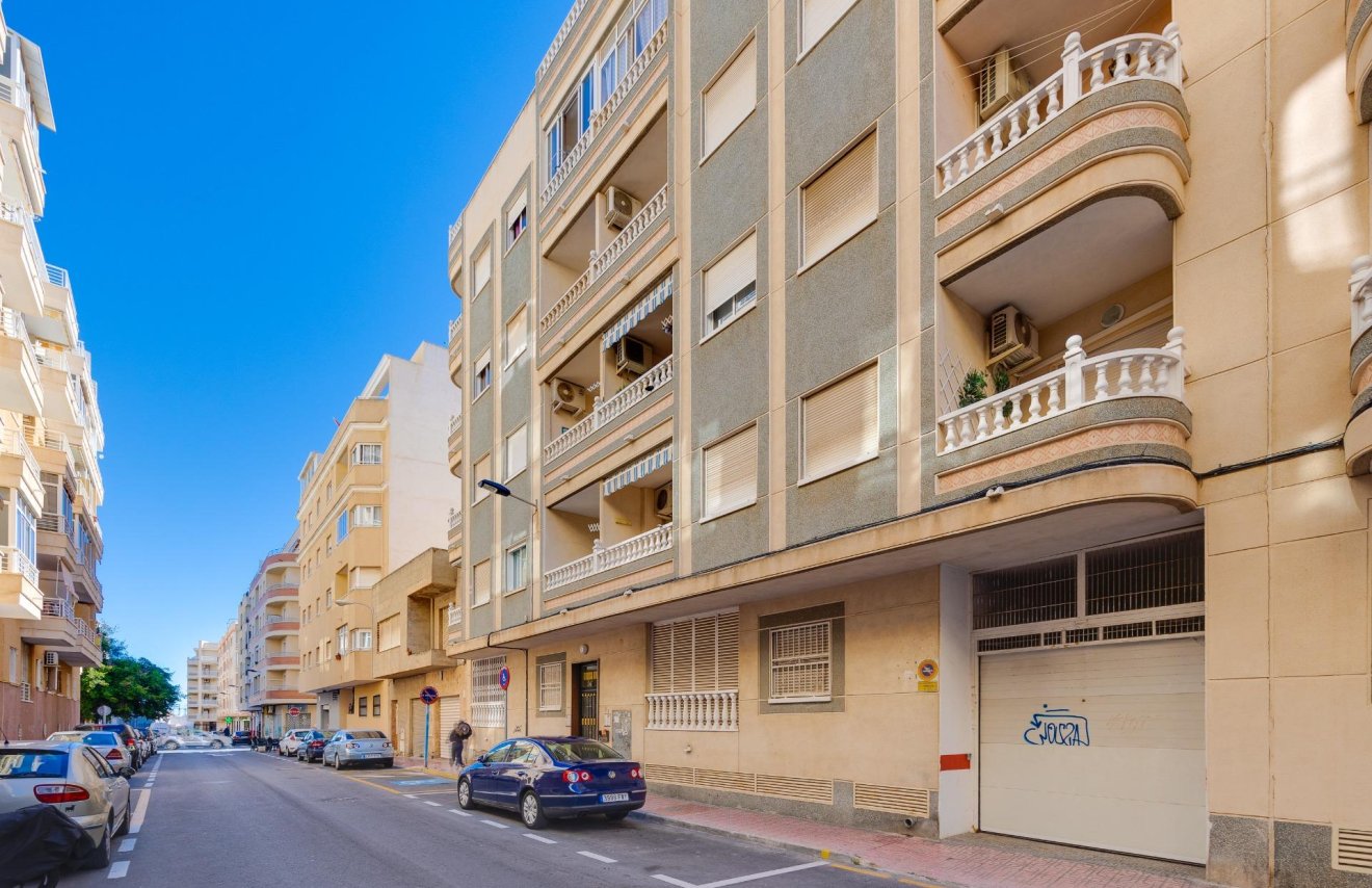 Reventa - Apartamento - Torrevieja - Playa del Cura