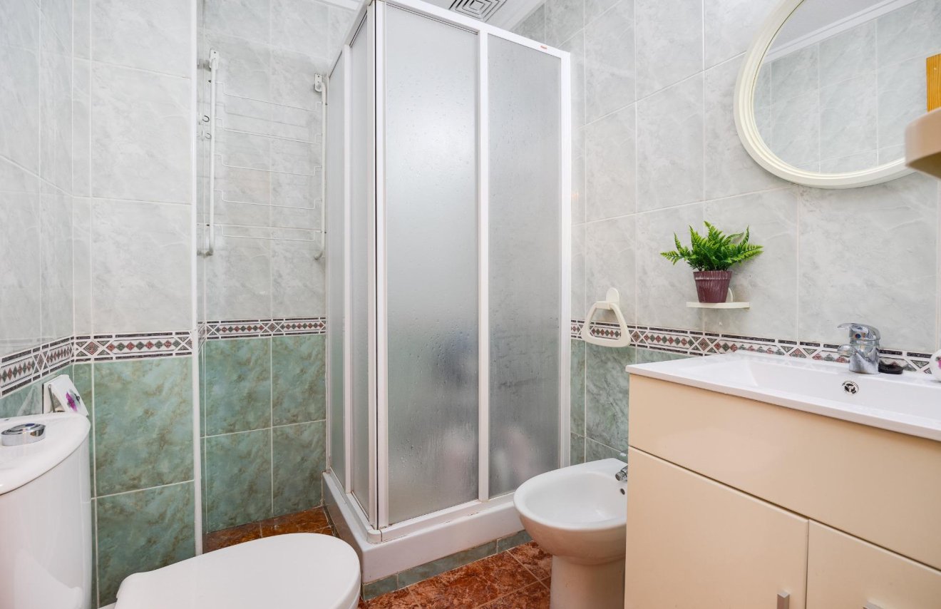 Reventa - Apartamento - Torrevieja - Playa del Cura