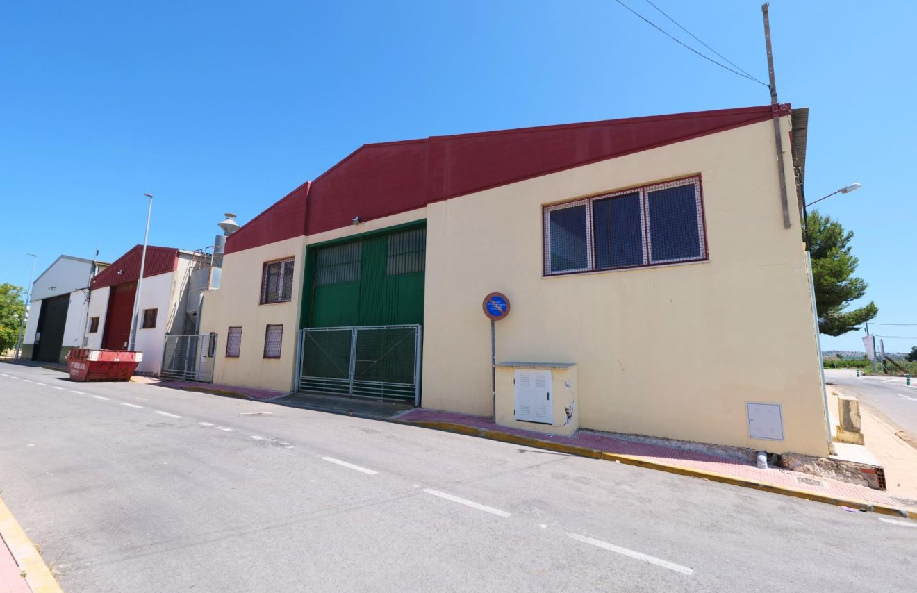 Resale - Nave industrial - Almoradí