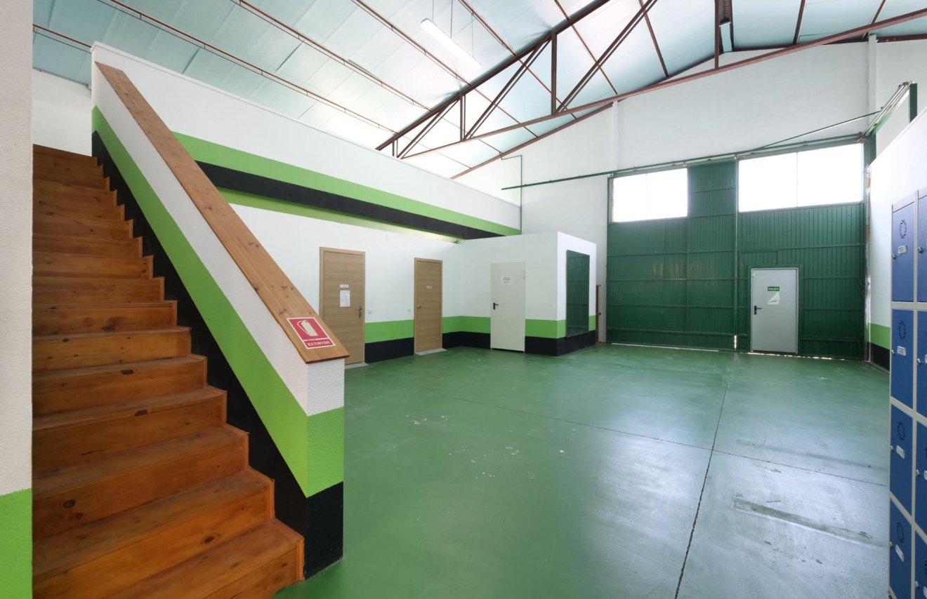 Resale - Nave industrial - Almoradí