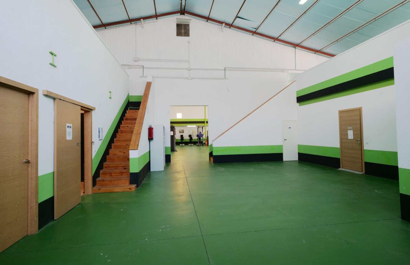 Resale - Nave industrial - Almoradí