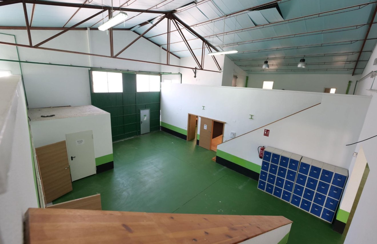 Resale - Nave industrial - Almoradí