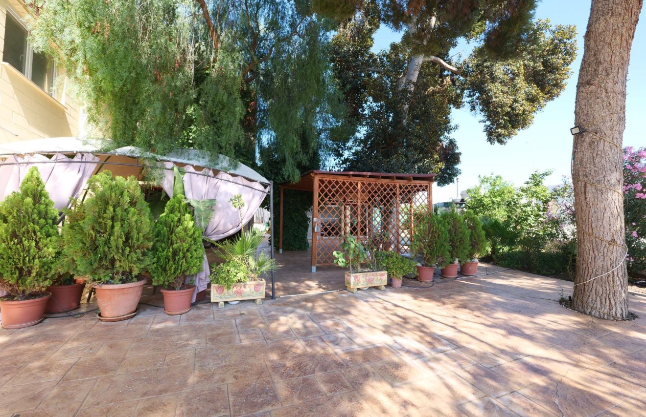 Resale - Nave industrial - Almoradí