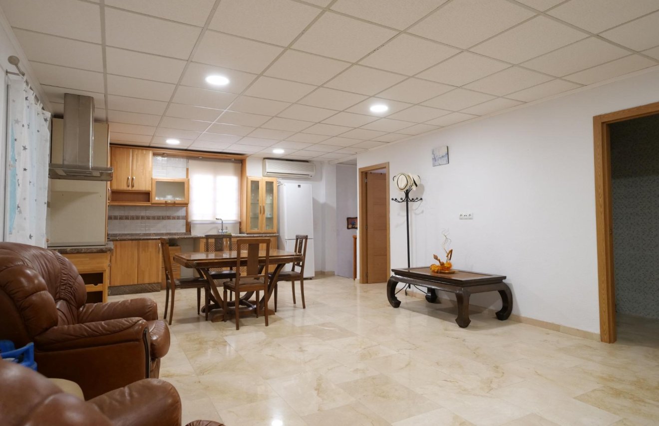 Resale - Nave industrial - Almoradí