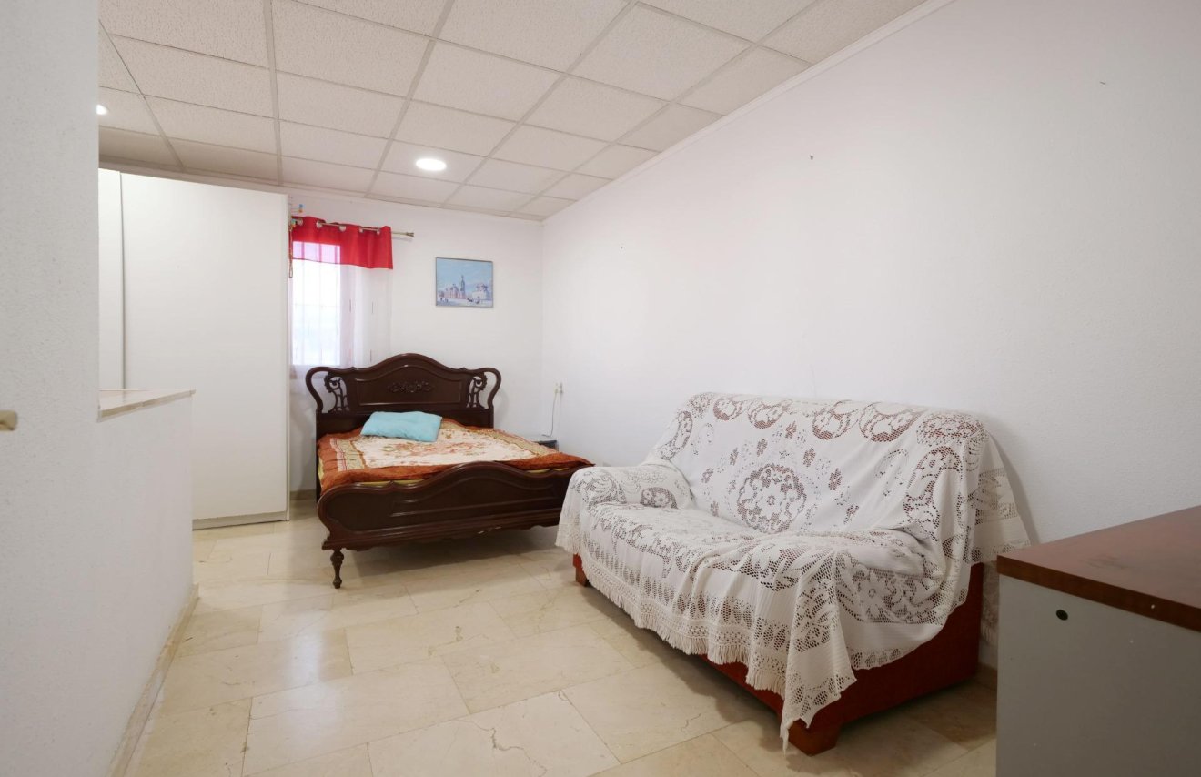 Resale - Nave industrial - Almoradí