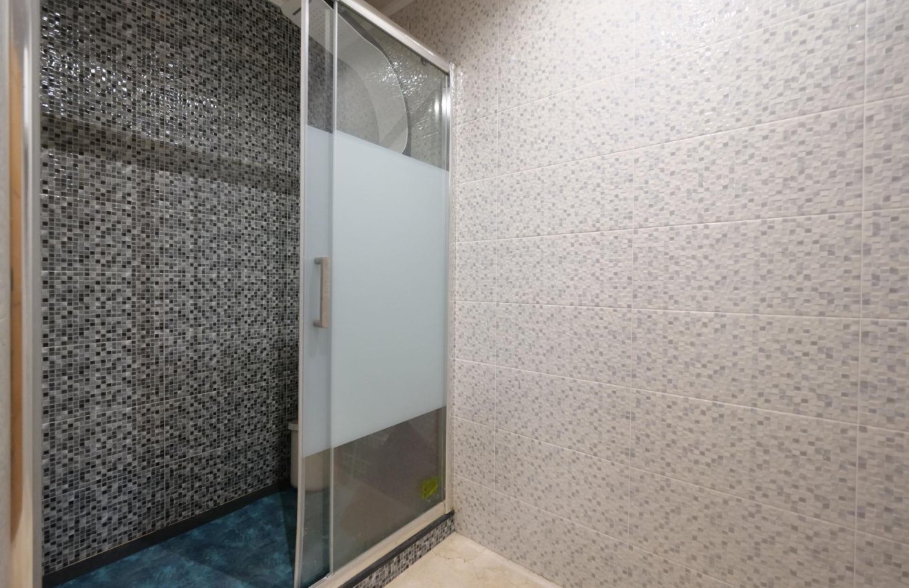 Resale - Nave industrial - Almoradí