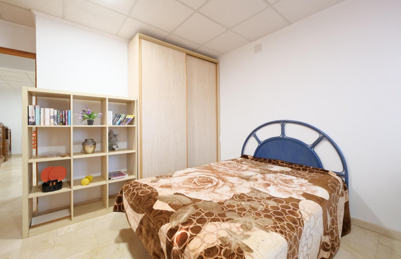 Resale - Nave industrial - Almoradí