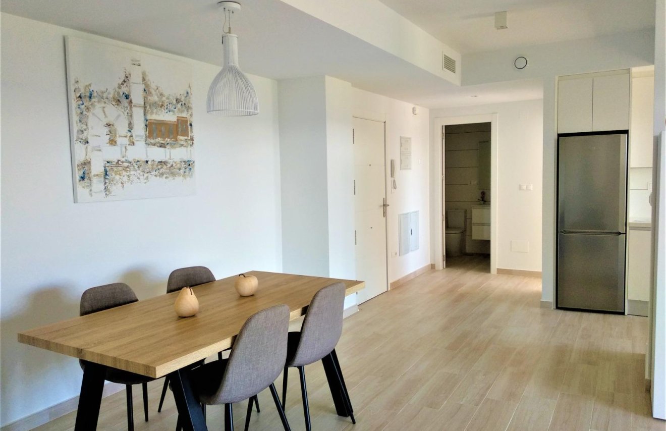 Resale - Apartamento - Torrevieja - La Mata