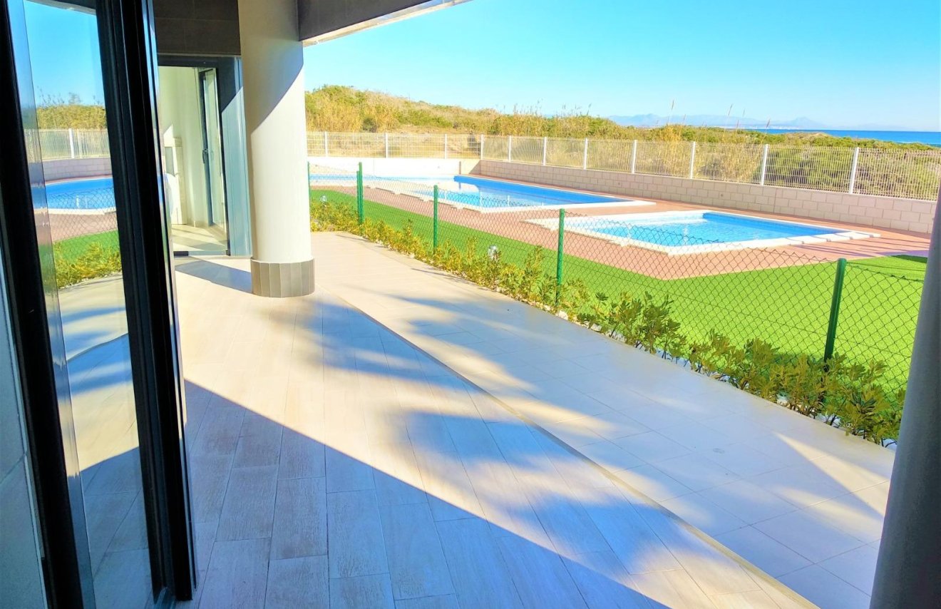 Resale - Apartamento - Torrevieja - La Mata