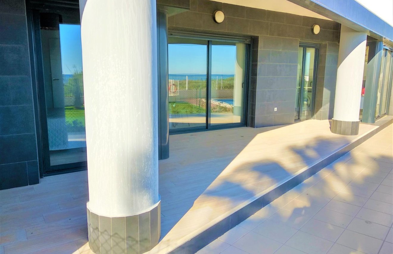 Resale - Apartamento - Torrevieja - La Mata