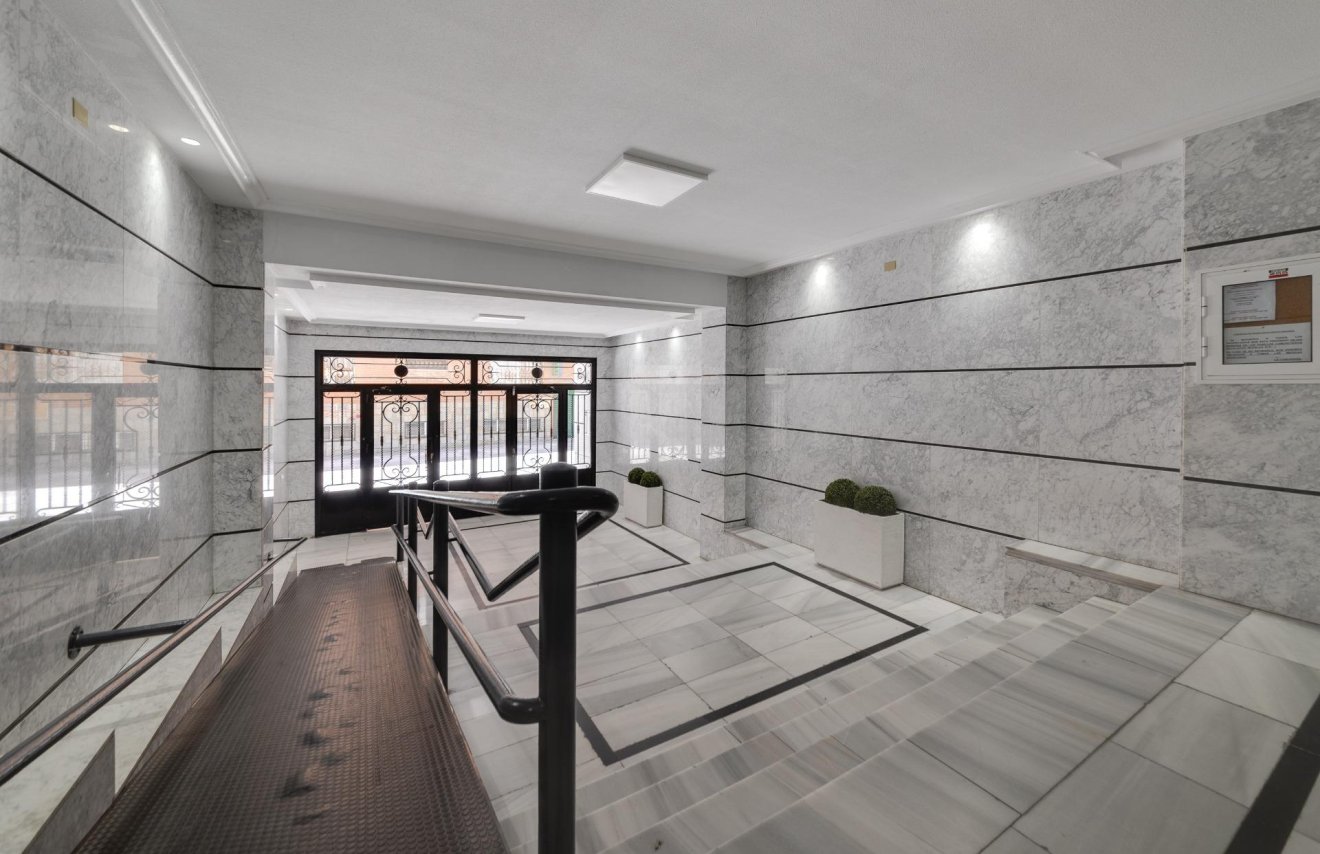 Reventa - Apartamento - Torrevieja - Acequion