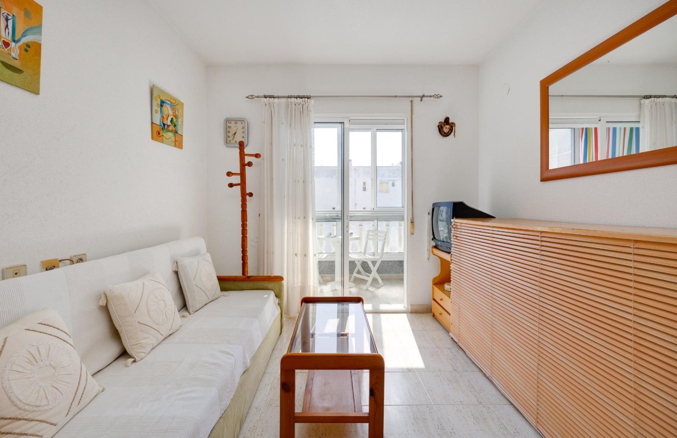 Reventa - Estudio - Torrevieja - Habaneras