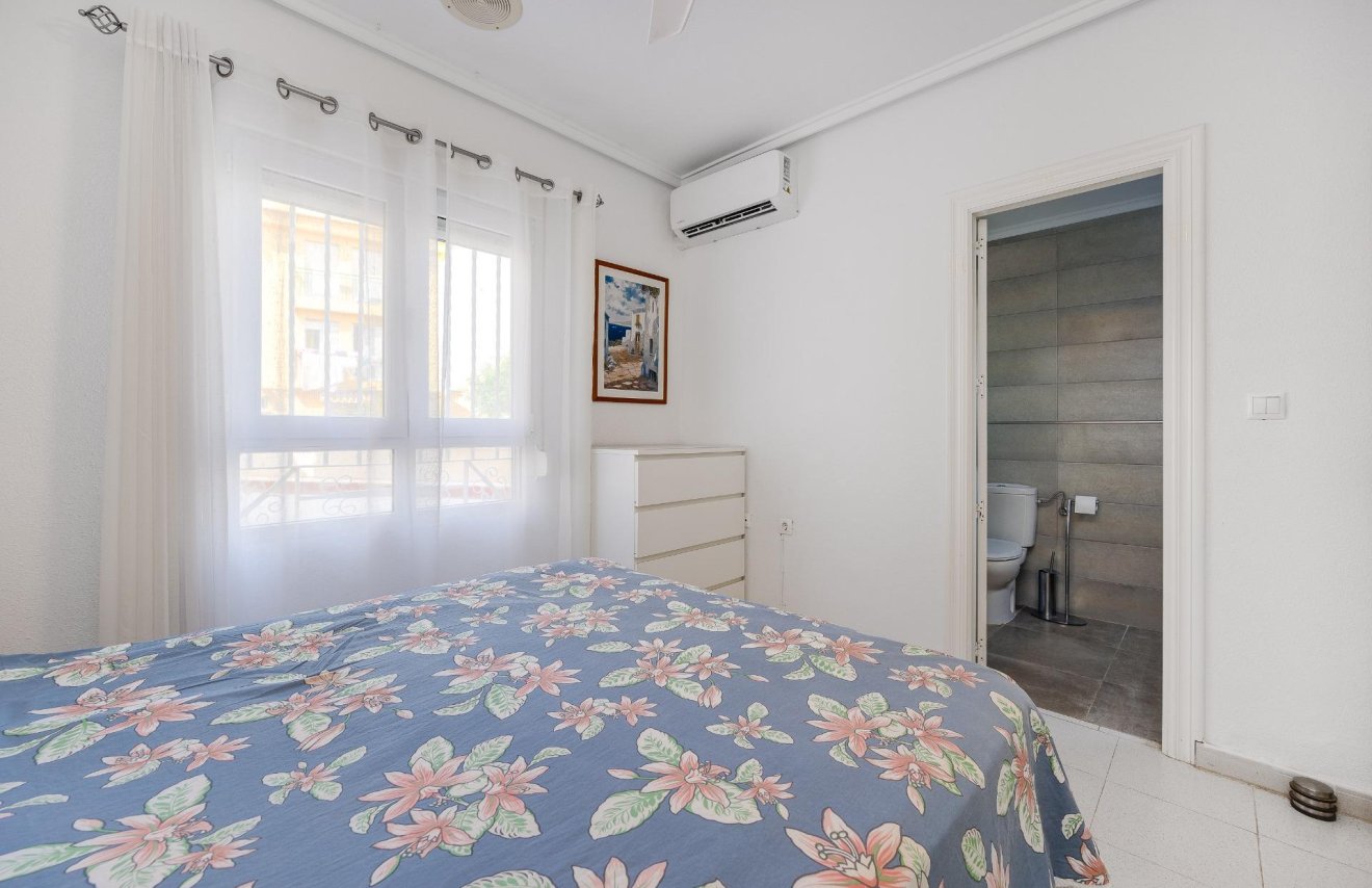 Reventa - Bungalow Planta Baja - Torrevieja - Mar azul